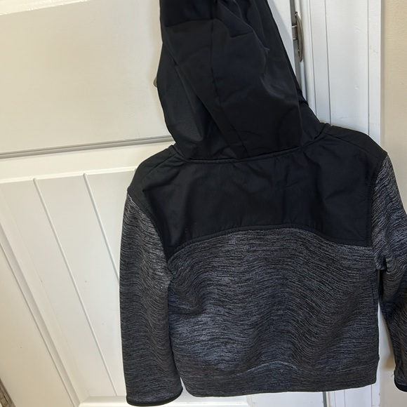 Under Armour Children’s jacket - Picture 3 of 6